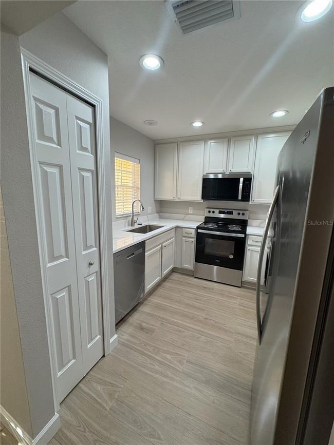 5335 River Rock Rd, Townhouse with 3 bedrooms, 3 bathrooms and null parking in LAKELAND FL | Image 5