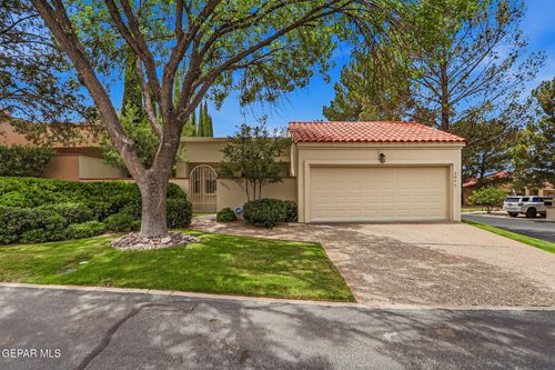 1077 Los Jardines Cir, El Paso, TX, 79912-1942 | Card Image
