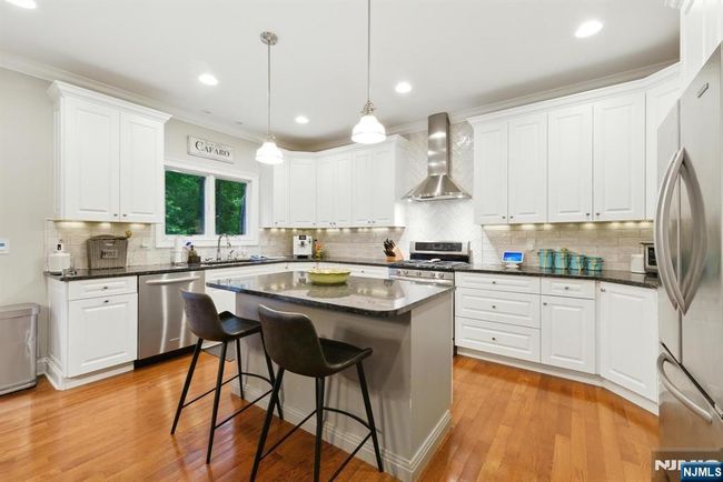 166 Horseneck Rd, House other with 4 bedrooms, 4 bathrooms and null parking in Fairfield NJ | Image 9