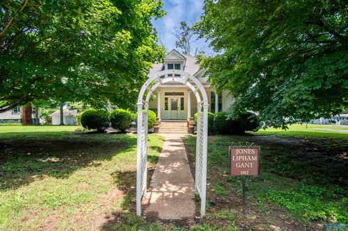 25374 Children St, Elkmont, AL, 35620-5412 | Card Image