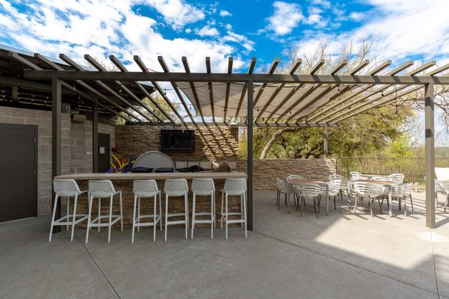 View of patio / terrace with a pergola | Image 5