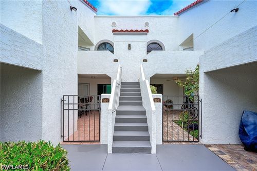 t104-565 Beachwalk Cir, NAPLES, FL, 34108-8741 | Card Image