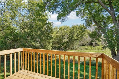 317 Castle Oaks Xing, Waunakee, WI, 53597-1418 | Card Image