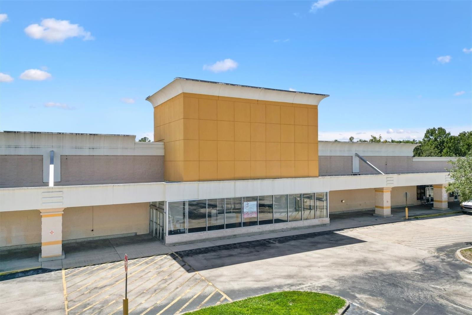 440 W Gulf Atlantic Hwy, Wildwood, FL 34785