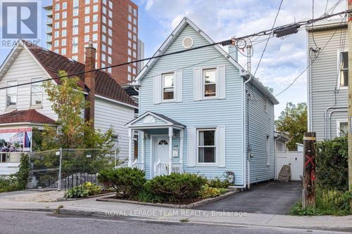 249 Hinchey Ave, Ottawa, ON, K1Y1L9 | Card Image