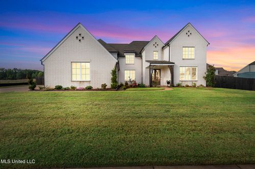 13764 River Grove Ln, Olive Branch, MS, 38654-9862 | Card Image