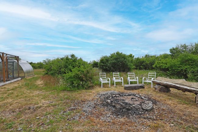 1141 Julia Crt, House other with 3 bedrooms, 3 bathrooms and 7 parking in Dunrobin ON | Image 36