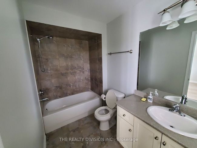 28 - 715 Grandview St N, House attached with 3 bedrooms, 3 bathrooms and 1 parking in Oshawa ON | Image 8