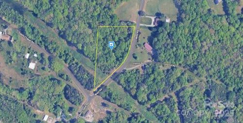 6722 West Rd, Walnut Cove, NC, 27052 | Card Image