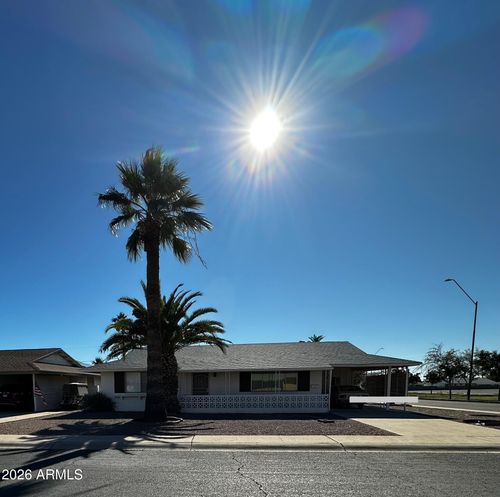 10643 W Snead Dr, Sun City, AZ, 85351-4131 | Card Image