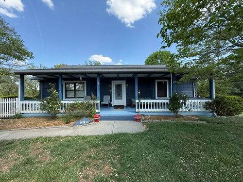 402 Westwood Dr, Nancy, KY, 42544-8805 | Card Image