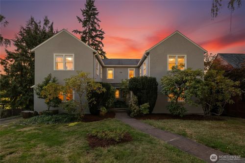a-706 16th St, Bellingham, WA, 98225-6319 | Card Image