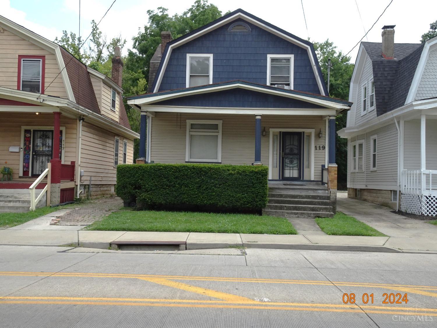 Woolper Ave, Cincinnati, OH 45220