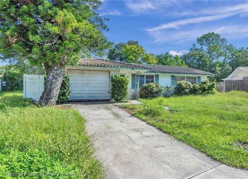 7925 Bracken Drive, Other, FL, 34668 | Card Image