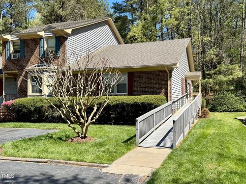3-1308 Oakridge Ave, Henderson, NC, 27536-2924 | Card Image