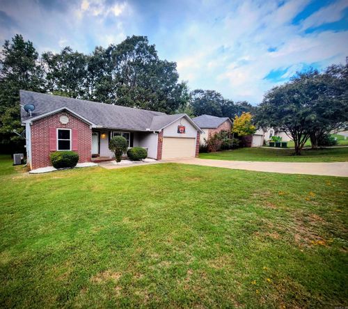 61 Cinnamon Dr, Sherwood, AR, 72120-1672 | Card Image