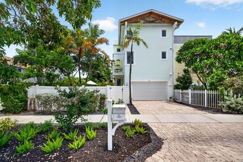 500 Ne 17th Ave, Fort Lauderdale, FL, 33301-1348 | Card Image
