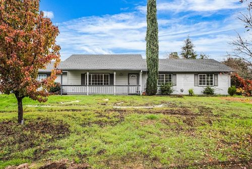 2886 Berkesey Ln, Valley Springs, CA, 95252-9576 | Card Image