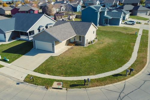 3625 Keokuk Ave, Spirit Lake, IA, 51360-7658 | Card Image