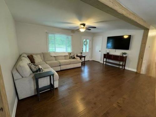 112 Pruitt Dr, chesnee, SC, 29323-9305 | Card Image