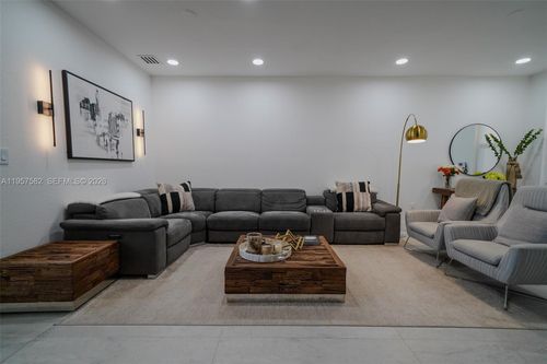 12542-12542 Sw 126th Ave, Miami, FL, 33186-9037 | Card Image