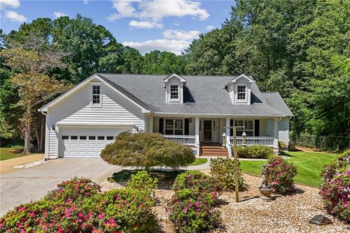 2911 Bunten Rd, Duluth, GA, 30096-3606 | Card Image