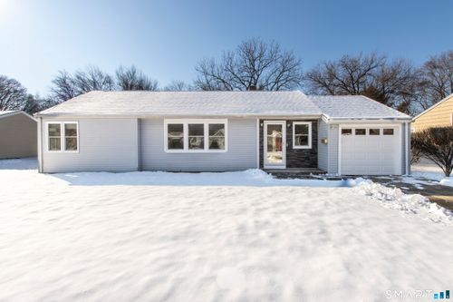 40 Lucille Dr, Milford, CT, 06460-4217 | Card Image