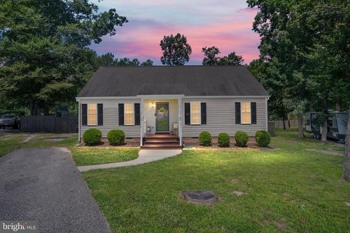 104 St Charles Ct, Aylett, VA, 23009-4179 | Card Image