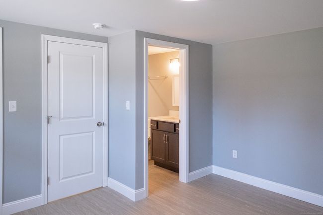 1250 Ellington Rd, House other with 3 bedrooms, 2 bathrooms and 11 parking in South Windsor CT | Image 34