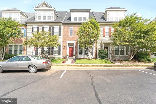 11970 Benton Lake Rd, BRISTOW, VA, 20136-6153 | Card Image