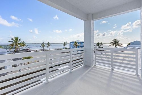 31569 Avenue D, Big Pine Key, FL, 33043-4531 | Card Image