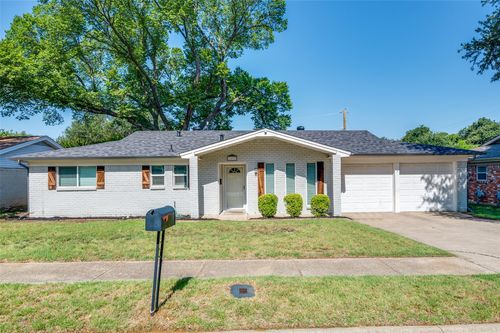 1133 Irwin Dr, Hurst, TX, 76053-4229 | Card Image