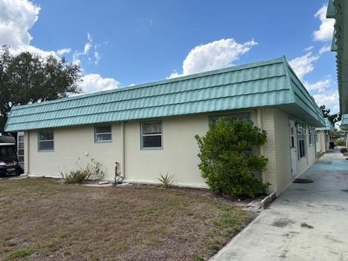 200-101 Cambridge Trl, SUN CITY CENTER, FL, 33573-5951 | Card Image