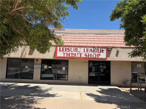 16050 Walnut, Hesperia, CA, 92345 | Card Image