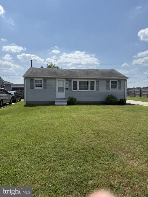 412 Oak Rd, SEAFORD, DE, 19973-2032 | Card Image