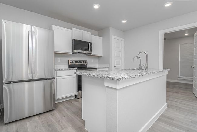 2912 Pitchfork Rd, House other with 3 bedrooms, 2 bathrooms and 1 parking in Midland TX | Image 5