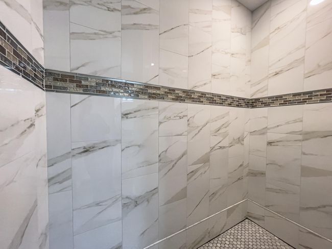 1828 Pinnacle Pt, Condo with 3 bedrooms, 2 bathrooms and null parking in HOLTS SUMMIT MO | Image 21