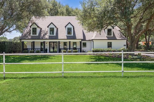 511 Shelton Dr, Colleyville, TX, 76034-3105 | Card Image