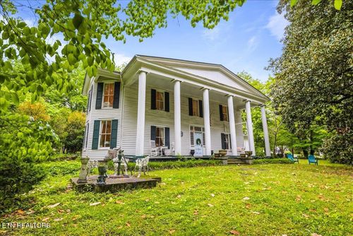 104 Morgan St, Oliver Springs, TN, 37840-1602 | Card Image