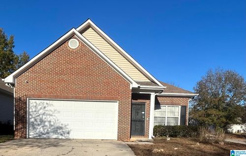 5081 Cantebury Ct, Center Point, AL, 35215-2889 | Card Image