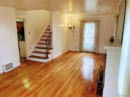 18703 Appoline St, Detroit, MI, 48235-1353 | Card Image