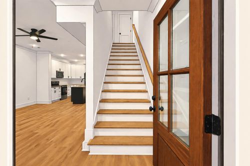 104 Norman Ln, Chattanooga, TN, 37405-1820 | Card Image