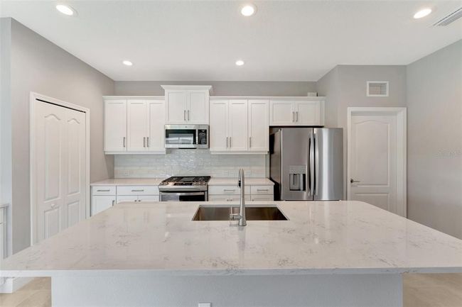 2638 Light Sky Ln, Home with 3 bedrooms, 2 bathrooms and null parking in BRADENTON FL | Image 30