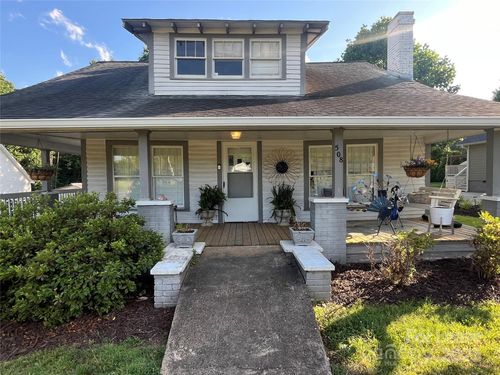 508 S Main St, Troutman, NC, 28166-9558 | Card Image