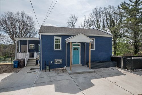 930 Angelo Dr, Pittsburgh, PA, 15236-2205 | Card Image
