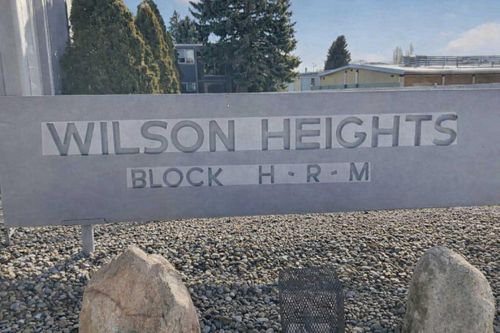 h201-2004 13 Ave N, Lethbridge, AB, T1H5B1 | Card Image