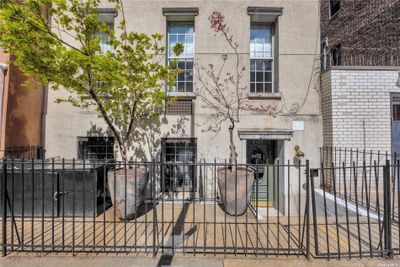 1 - 207 W 21st, Home with 2 bedrooms, 2 bathrooms and null parking in New York NY | Image 1