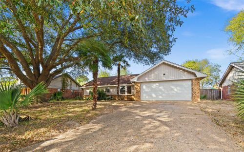 407 Shelly Street, Whitehouse, TX, 75791 | Card Image