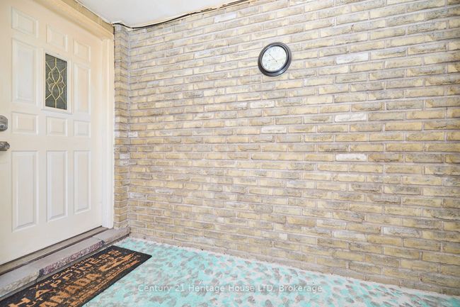 1383 Garrison Rd, House other with 3 bedrooms, 2 bathrooms and 8 parking in Fort Erie ON | Image 22