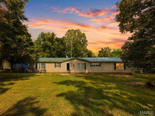 600 Hidden Lake Road, De Soto, MO, 63020 | Card Image